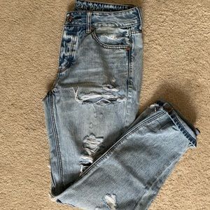 American Eagle Tomgirl Jeans